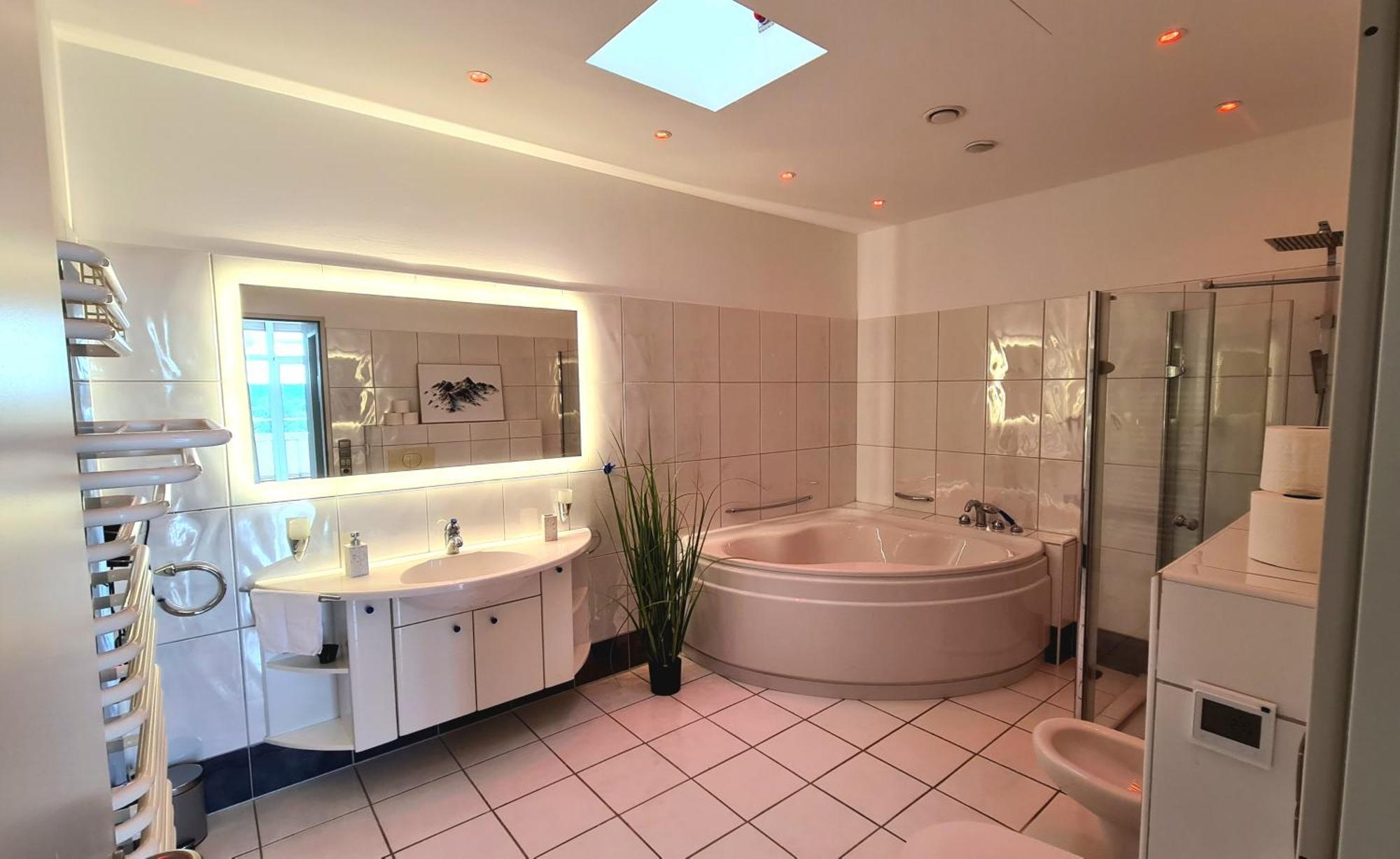Deluxe Apartment Mit Sauna, Gehobene Ausstattung, Sydney Шварценбек Екстериор снимка